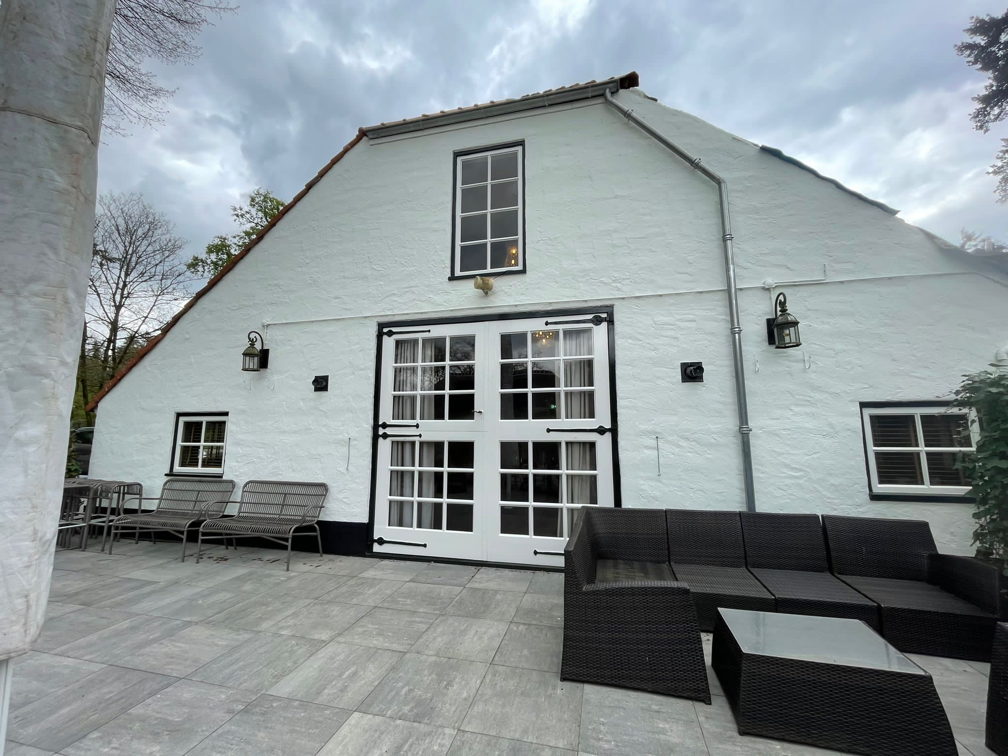 Witte woning uit het portfolio van JCW Schilders